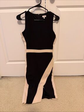 Sleeveless Black Midi Dress with Cream Colorblock Panels